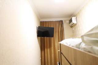 Отель Hotel White Bridge Кутаиси Двухместный номер с 2 отдельными кроватями-3